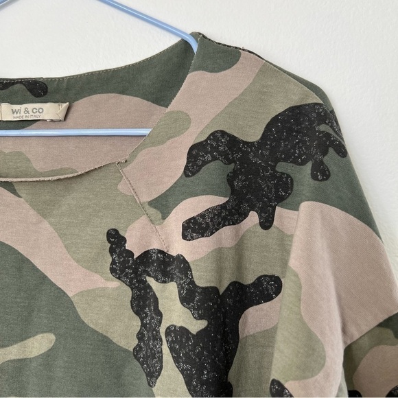 WI & Co Camouflage Sparkle Tunic Blouse - Picture 3 of 6